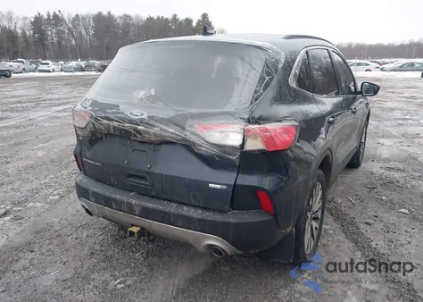 2022 Ford Escape Titanium from USA, damaged, VIN 1FMCU9J97NUB99787